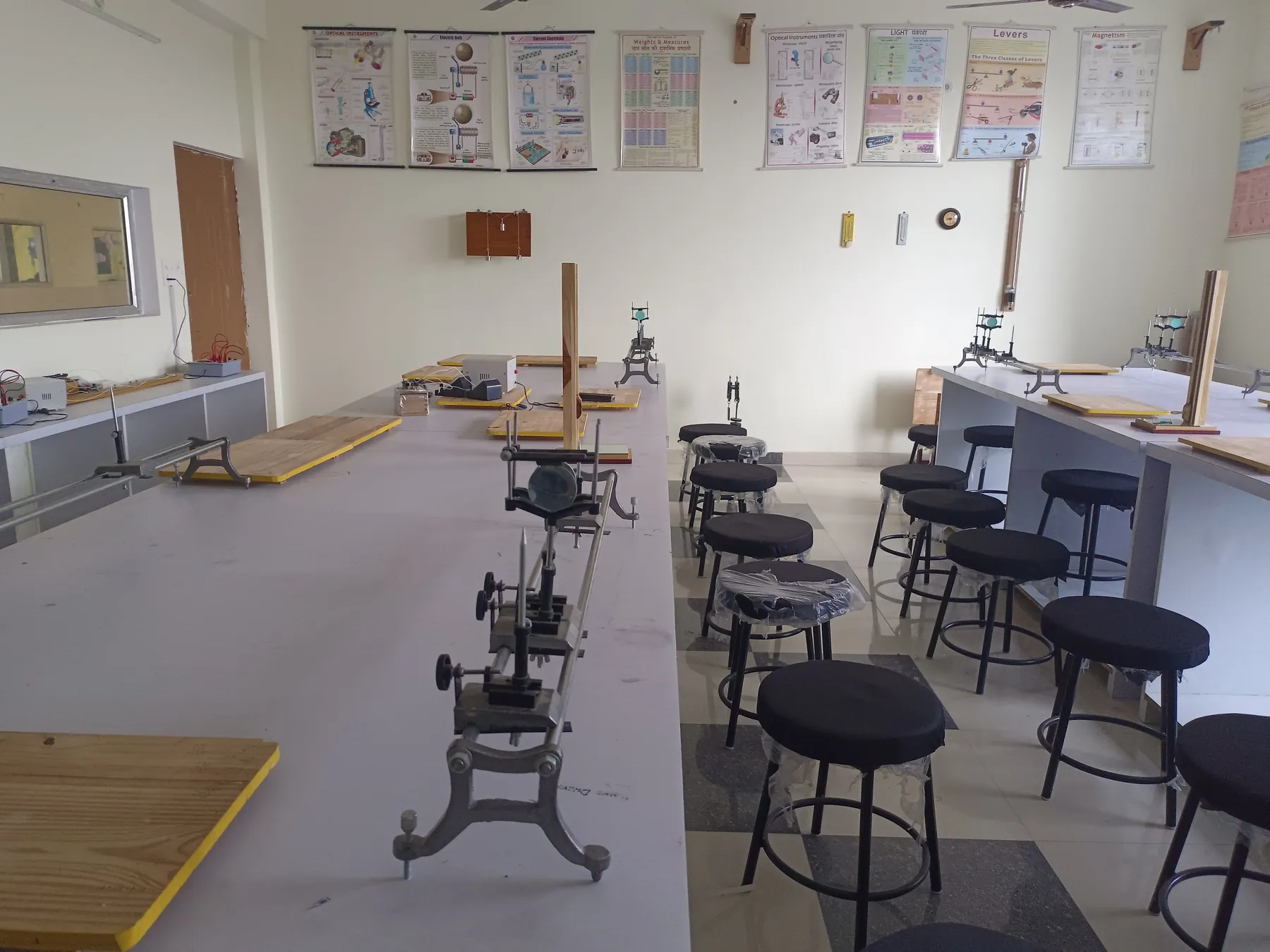 Computer laboratory at Siddhartha Global School, Malihabad, Lucknow